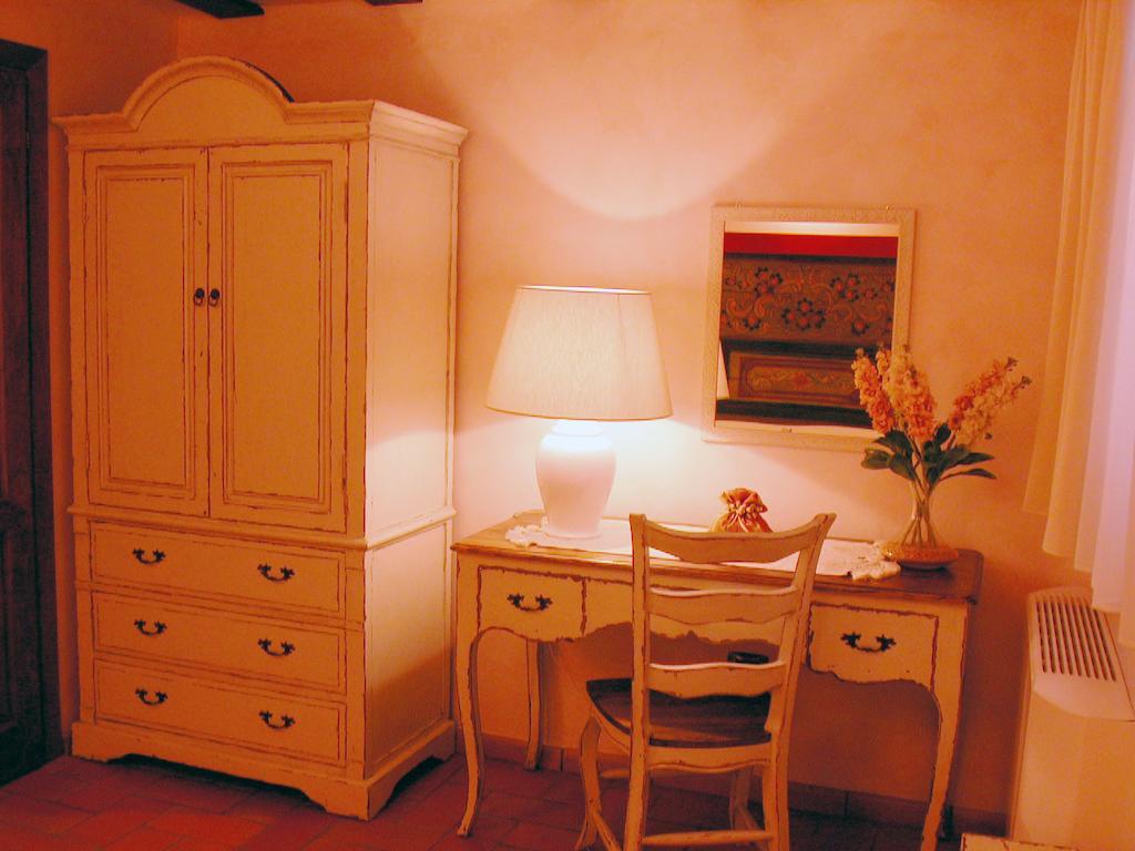 Agriturismo Istrice Innamorato Campello sul Clitunno Habitación foto