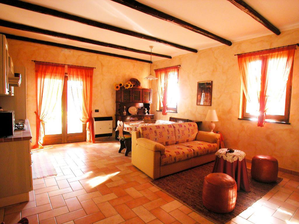 Agriturismo Istrice Innamorato Campello sul Clitunno Habitación foto