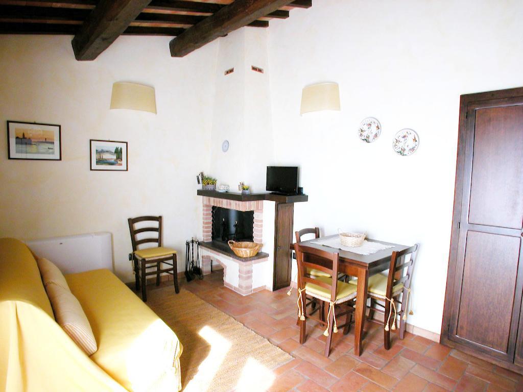 Agriturismo Istrice Innamorato Campello sul Clitunno Habitación foto